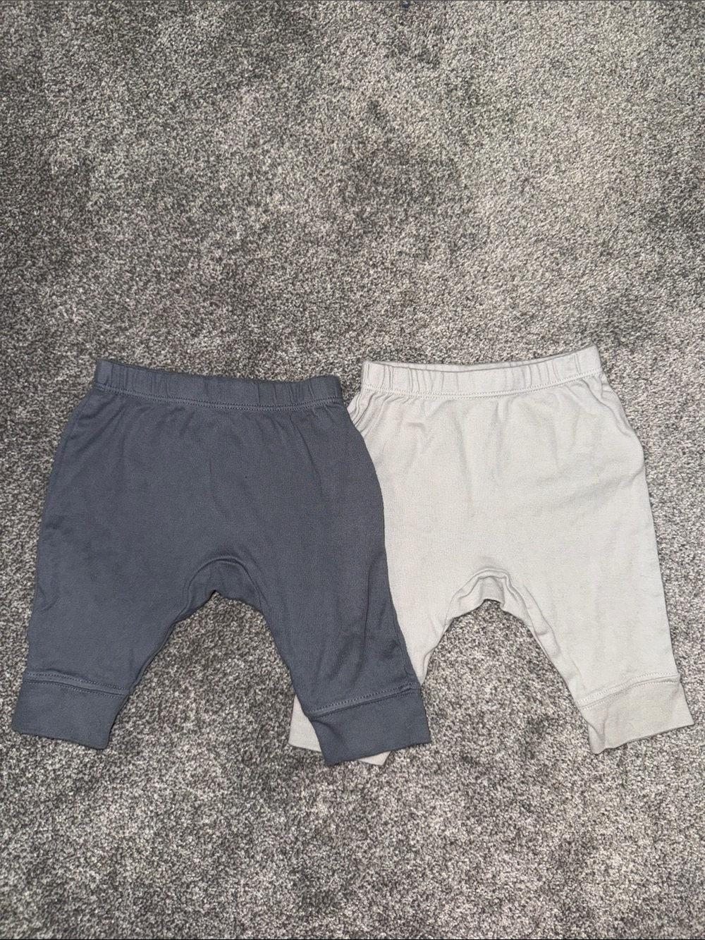 Two-Piece Baby Pants Set in Dark and Light Gray